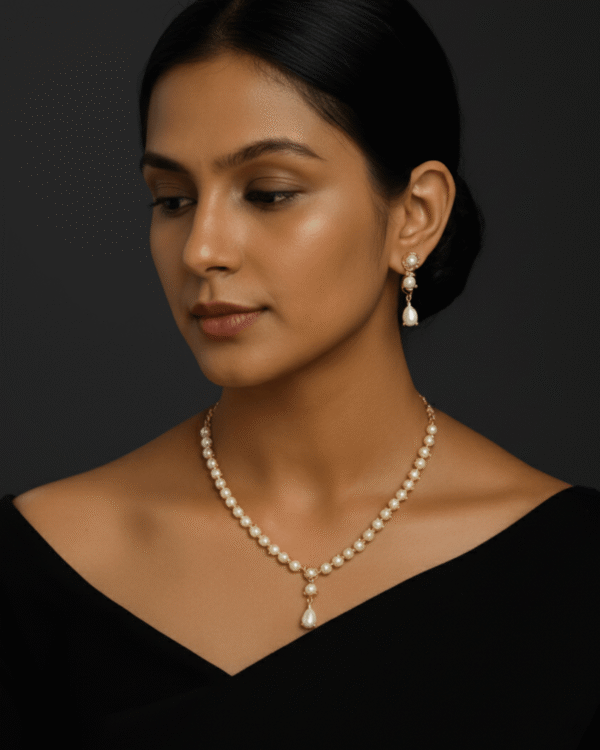 Elegant Pearl Necklace & Earring Set Single Line Design